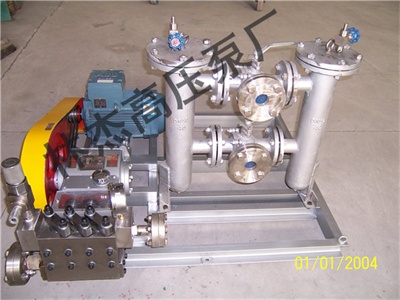 高壓往複(fú)泵的應用(yòng)及特點